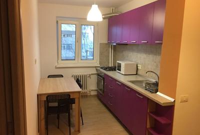 Apartament cu 2 camere decomandat, mobilat în Tomis Nord