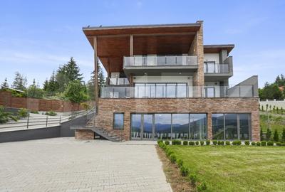 Hotel/Pensiune, în Exterior Nord