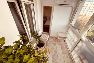 Unirii  - Bd Natiunile Unite  apartament renovat.  Comision 1  % - 10