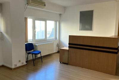 Damaroaia spatiu stradal 65 mp cu chirias - 1