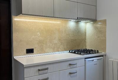 Apartament cu 2 camere decomandat, mobilat în Titan