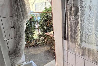 Apartament 3 Camere, Decomandat, Inel 2 - 12