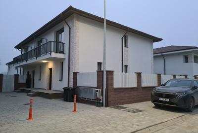 Duplex cu 3 camere în Odăi