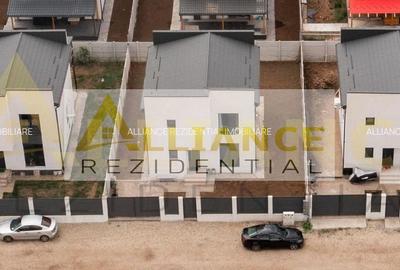 Casă individuală cu 5 camere în Sud