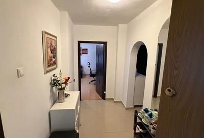 Mall Vitan - 3 camere , posibilitate montare centrala proprie, Hol H - 5