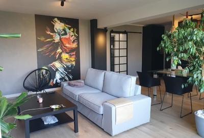 Apartament cu 3 camere decomandat, mobilat în Decebal