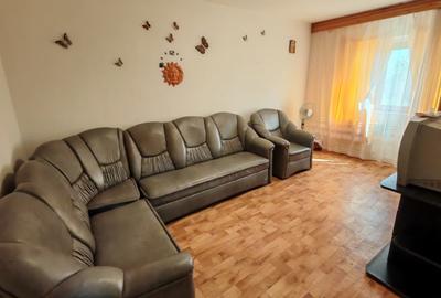 Apartament decomandat Micro 21 etaj 2 - 1