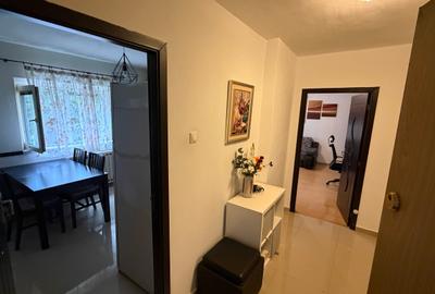 Vanzare apartament 3 camere decomandat, hol H, etaj 3,mobilat/utilat, Mall Vitan - 16