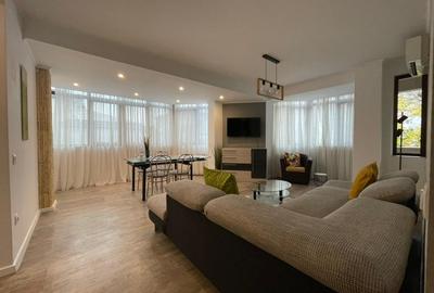 Apartament cu 2 camere decomandat în Moșilor