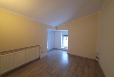 🏡 CASĂ CU 3 SPAȚII COMERCIALE + APARTAMENT | DUMBRĂVIȚA – STRADA PRINCIPALĂ 💼 - 7