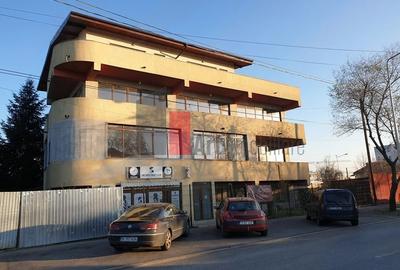 Spațiu comercial, de 130 mp, în Sisești