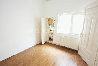 Casa cu teren ultracentral deschidere la 2 strazi-zona Tomis Mall - 4