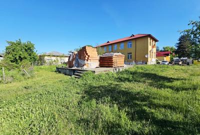 Teren de vanzare in Lapos – 1.000 mp cu fundatie casa - 2