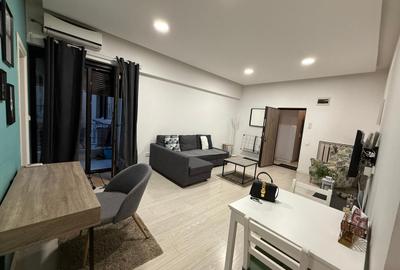 Apartament cu 2 camere semidecomandat în P-ța Unirii