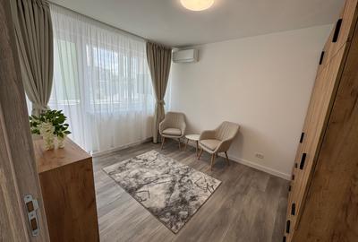 Apartament cu 3 camere decomandat, mobilat în Tineretului