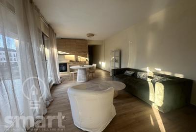 Apartament cu 3 camere semidecomandat, mobilat în Borhanci