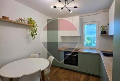 Apartament 3 camere de închiriat | Bulevardul Socola - 9