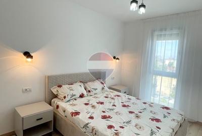 Apartament cu 2 camere semidecomandat, mobilat în UTA