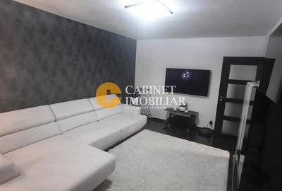 Apartament cu 3 camere decomandat, mobilat în Mircea cel Bătrân