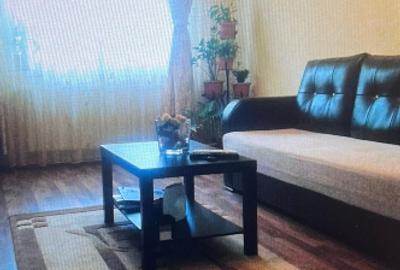 Apartament cu 3 camere semidecomandat, mobilat în Sebastian