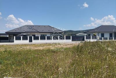Teren Construcții intravilan de 550 mp, în Sud