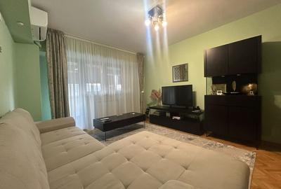 Vânzare apartament 3 camere - Victoriei - 2