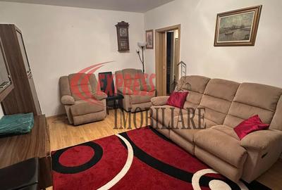 Apartament cu 4 camere semidecomandat în 1 Decembrie 1918