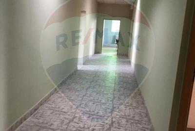 De închiriat spațiu birouri de 171mp în zona Intim - 8