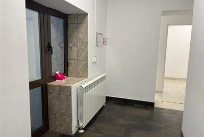 LUGOJ, DE INCHIRIAT – SPATIU COMERCIAL CENTRAL, 95 MP,  (LANGA POLITIE) - 24
