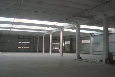 Hale noi Stefanesti, suprafete 200-8000mp - 2