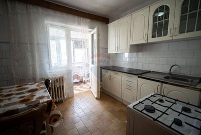Apartament cu 4 camere de vânzare în zona Central - 27