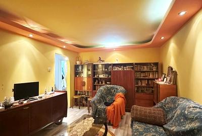 Apartament spatios cu 3 camere, intr-un bloc solid, la parter - 1