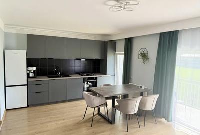 Apartament cu 2 camere semidecomandat, mobilat în Florești