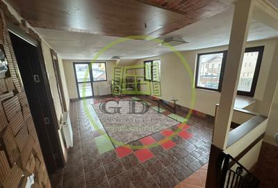 Casa P+ M 5 camere -teren 305mp ,spre vanzare in Selimbar - 1