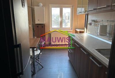 Vand apartament cu 3 camere in zona Romprim - Delta Vacaresti - 1