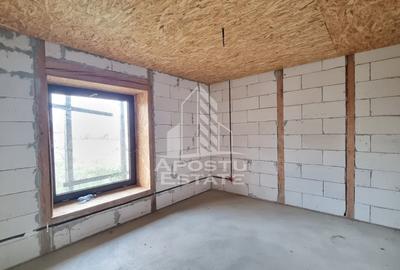 Casa individuala de vanzare la rosu cu teren generos, Seceani - 3