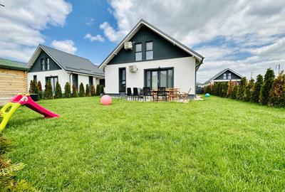 Casă individuală cu 4 camere în Berceni