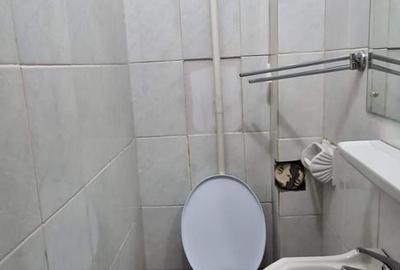 Inchiriez Apartament 3 camere- zona Berceni-Centrala proprie - 8