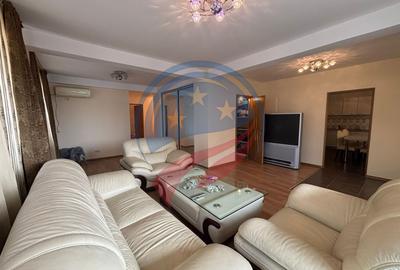 Apartament cu 3 camere decomandat, mobilat în Central