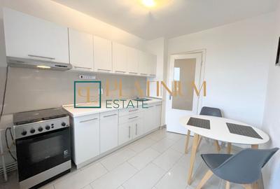 Apartament cu 3 camere decomandat, mobilat în Central