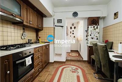Inchiriez apartament 3 camere, decomandat,  Pacurari - Petru  Poni - 4