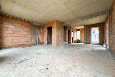 Casa 4 camere de vanzare in Apahida - 2