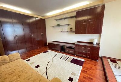 Apartament cu 2 camere decomandat, mobilat în Podu Roș