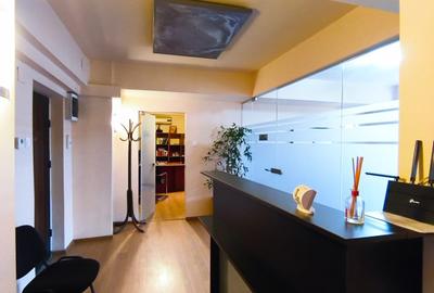 Apartament cu 4 camere/ birou - situat in Centrul Civic - 108 mp - 1