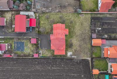 COMISION 0|VILA  STUPINI – 1.400 MP TEREN, 295 MP UTILI - 43