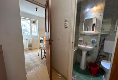 Garsoniera Titan Etaj 1 Bloc 1974 Reabilitat 7 Min Metrou - 6
