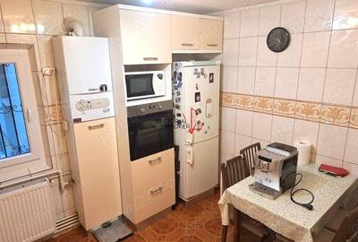 Et1., hol H, centrala termica, mobilat, utilat bloc 1991 Doamna Ghica Pancota - 14