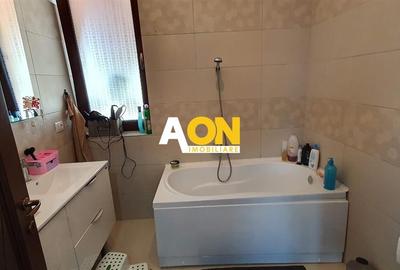 Casa parter+demisol, 1200 mp teren, pretabila pt 2 familii, Sard - 16