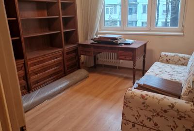 Drumul Taberei, Materna, apartament 2 camere, decomandat, etaj 1/4 - 9