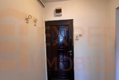 Apartament 2 camere de vanzare, situat in zona Tomis II - 9